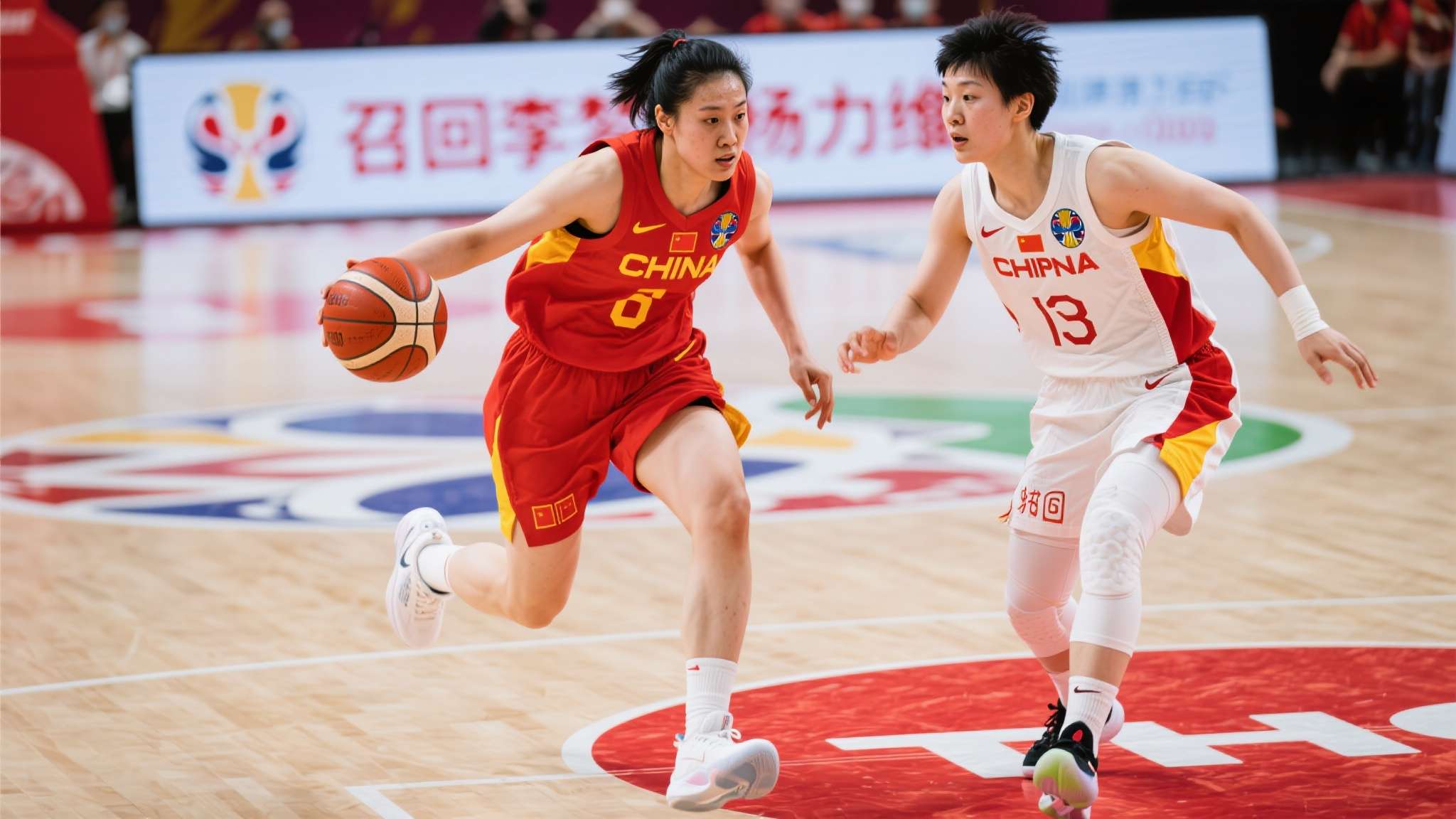中国女篮教练宫鲁鸣下课